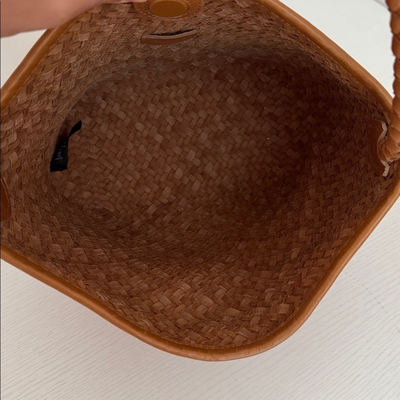 Madewell Tan Leather Woven Shoulder Bag in Light Caramel Brown Purse - Picture 7 of 7